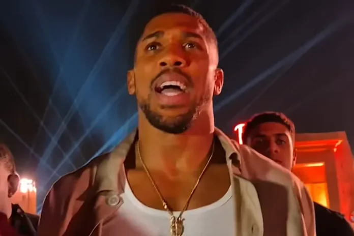 Anthony Joshua Sessizliğini Bozdu: "Usyk-Verhoeven Maçı Kesinlikle Erken Durduruldu" Anthony Joshua Sessizliğini Bozdu: "Usyk-Verhoeven Maçı Kesinlikle Erken Durduruldu"